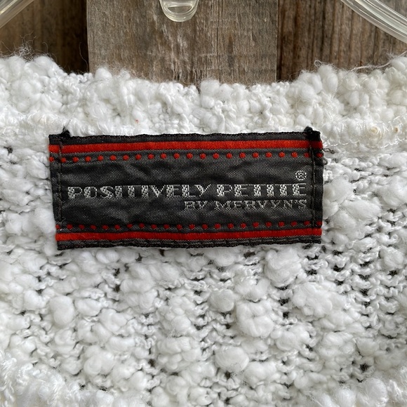 Vintage Dot Sweater - Picture 3 of 7